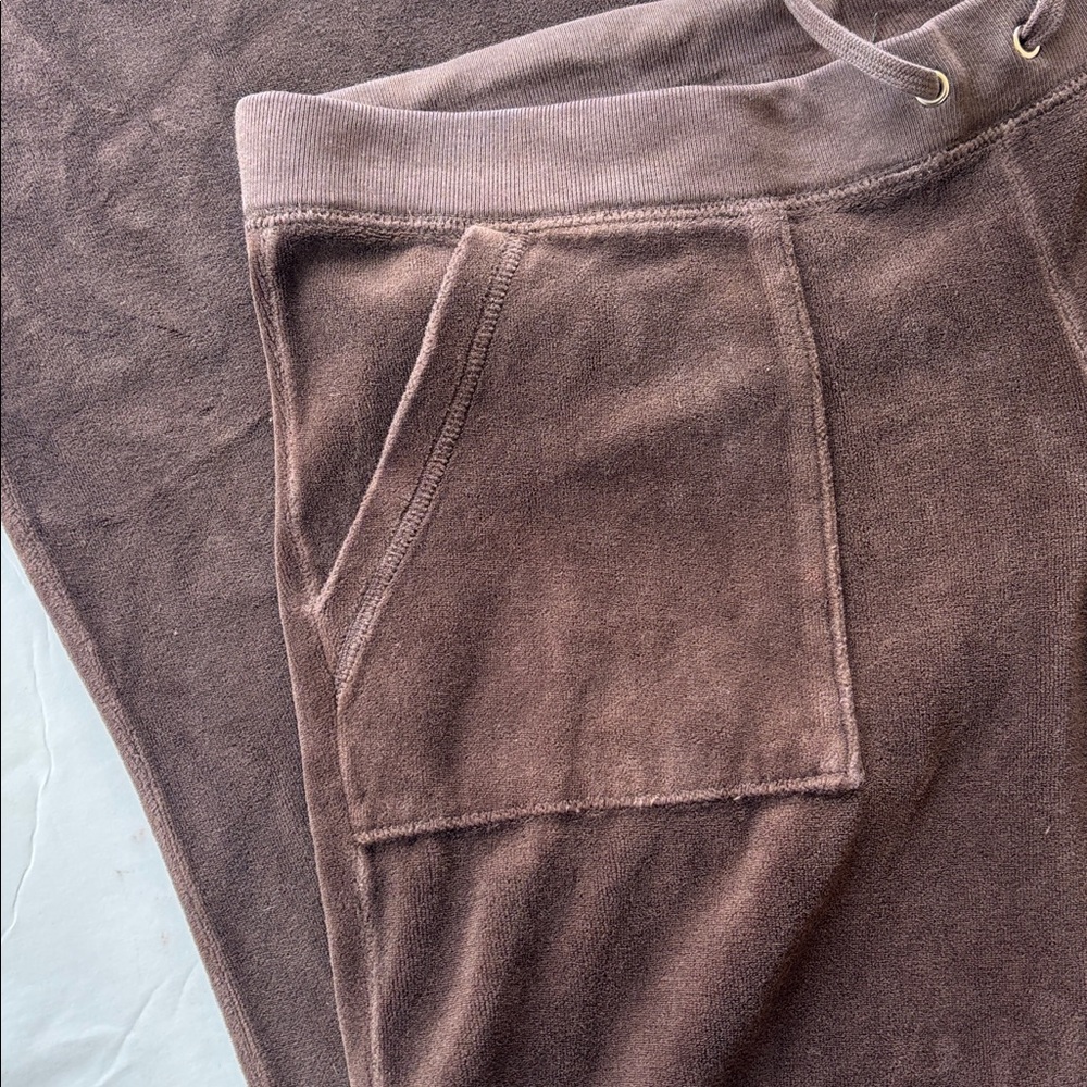 Vintage Juicy Couture Velour Y2k Tracksuit Pant USA Flare Snapback Pockets Brown - Picture 5 of 17